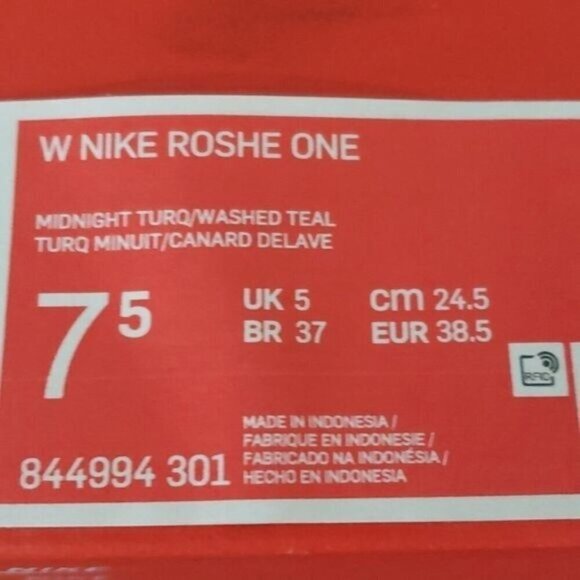 New Nike Roshe One Womens Teal Sneakers Size 7.5 Lightweight Everyday Walking - Picture 10 of 10